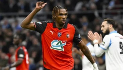 星空体育APP-外媒：利物浦1亿欧报价国米后卫，雅凯预计赛季报销|国际米兰|雷恩|范戴克|手术|英超_新浪体育_新浪新闻