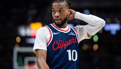 星空体育-小卡：加兰性格外向&amp;爱开玩笑 他与大家相处融洽&amp;总能带来正能量