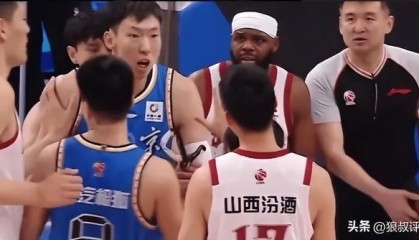 星空体育官网-北京主场不敌山西近4战3败引热议！周琦伤退转折点 翟晓川燃尽一战