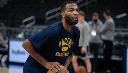 星空体育-自由球员市场仍有遗珠 他们都在观望杜兰特的动向